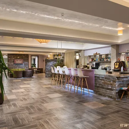 Hi Imperial 度假村 阳光海滩