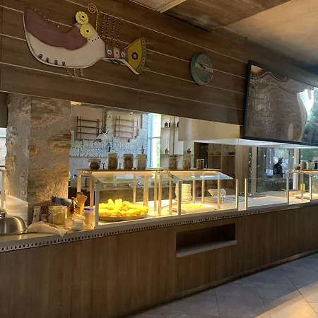 Hi Imperial 度假村 4*