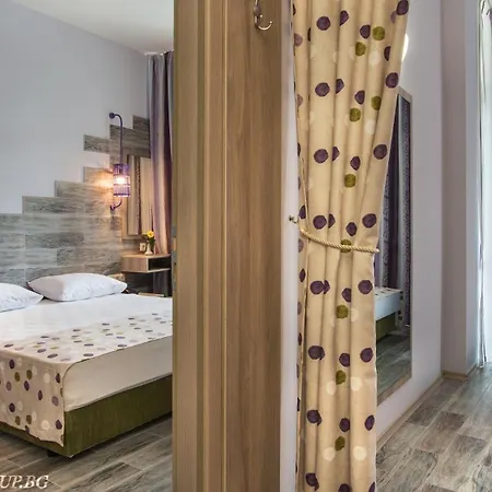 度假村 Hi Imperial 4*