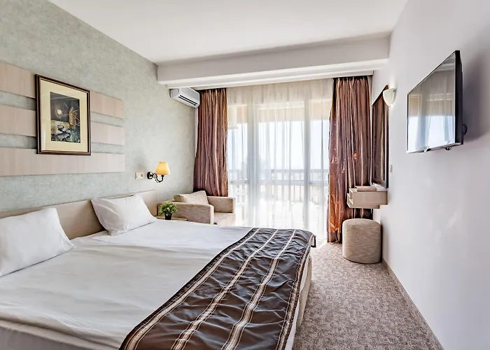 Курортний комплекс Hi Imperial