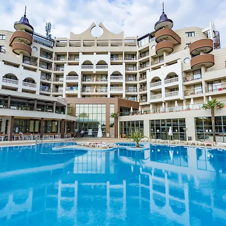度假村 Hi Imperial 4*