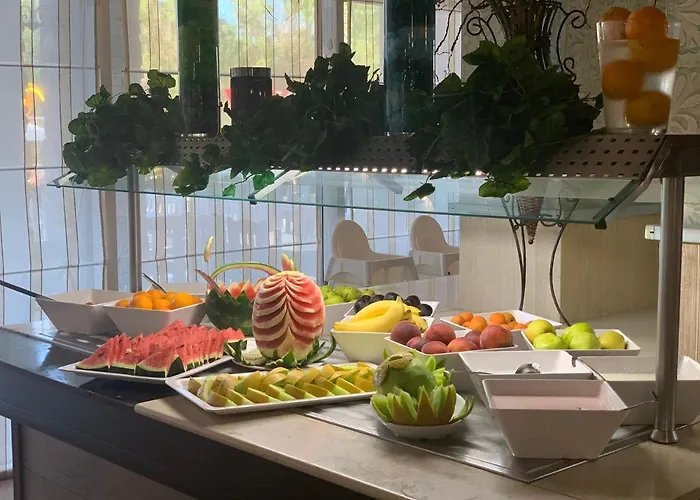 Semesteranläggning (resort) Hi Imperial Slăntjev Brjag