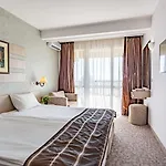 Resort Hi Imperial