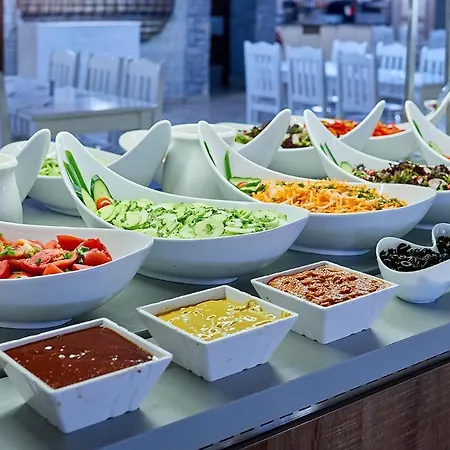 Hi Imperial 4* ساني بيتش
