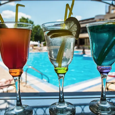 Hi Imperial リゾート 4*