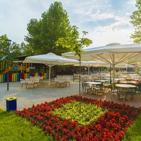 Здравен курорт Hi Imperial 4*