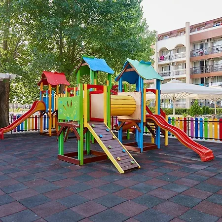 Üdülőközpont Hi Imperial 4*