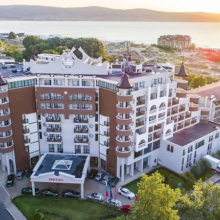 Hi Imperial Üdülőközpont Napospart